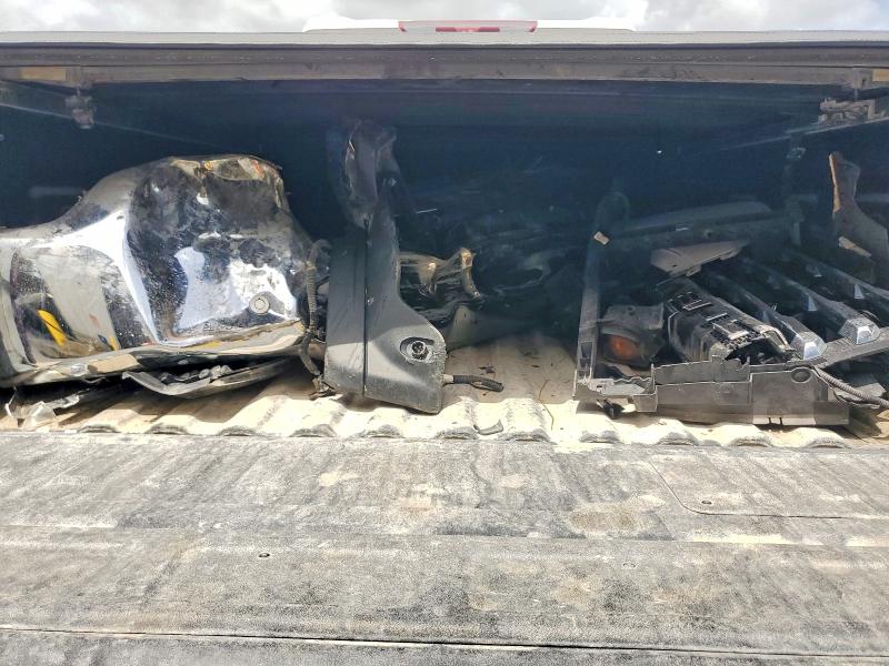Photo 12 from auction – 2020 CHEVROLET SILVERADO with VIN 1GC4YPEY8LF137044