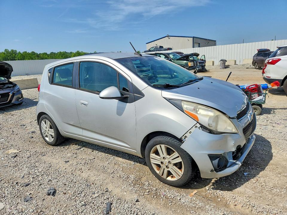 Photo 4 from auction – 2014 CHEVROLET SPARK with VIN KL8CD6S97EC412639