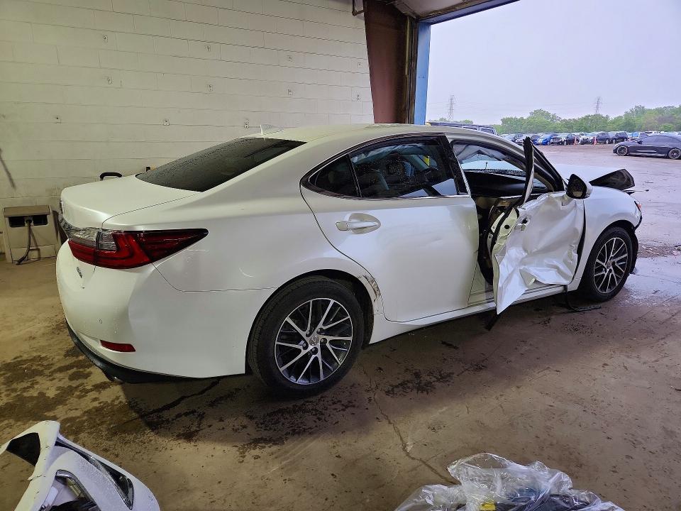 Photo 3 from auction – 2016 LEXUS ES with VIN 58ABK1GG4GU026958