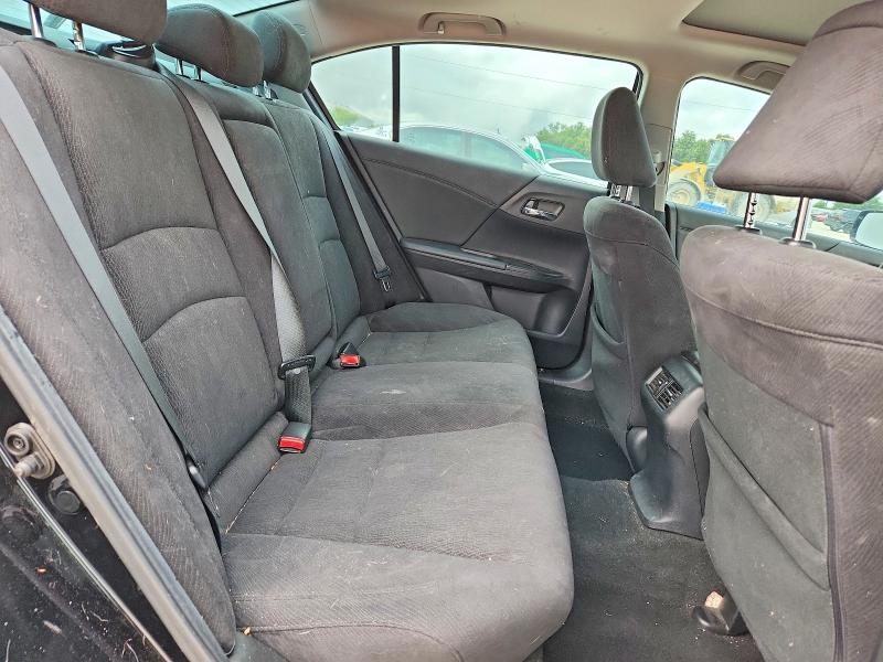 Photo 10 from auction – 2015 HONDA ACCORD with VIN 1HGCR2F74FA220152