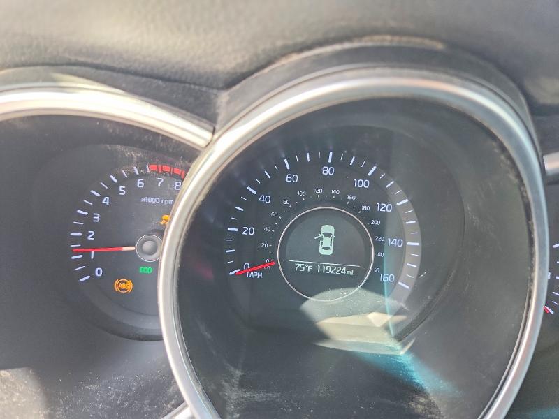 Photo 9 from auction – 2015 KIA OPTIMA with VIN 5XXGM4A71FG461494
