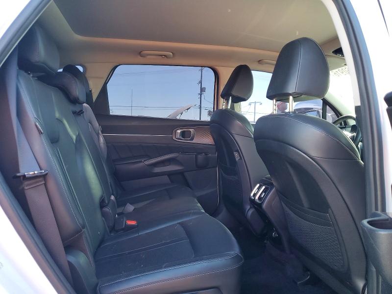 Photo 11 from auction – 2024 KIA SORENTO with VIN 5XYRK4JF9RG297837