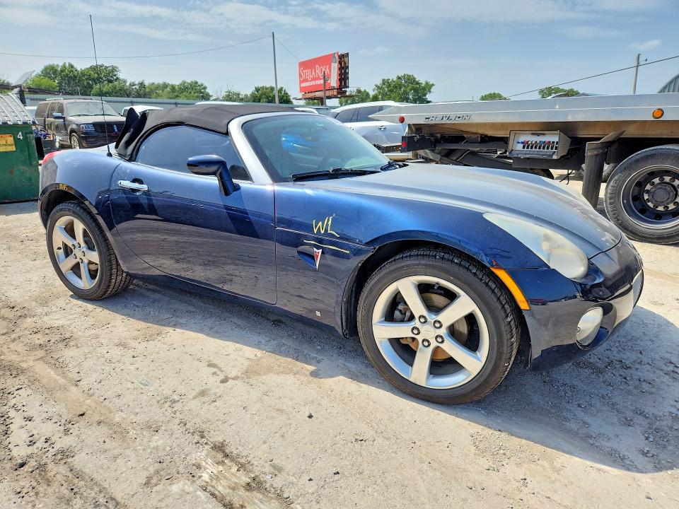 Photo 4 from auction – 2006 PONTIAC SOLSTICE with VIN 1G2MB35B36Y117013
