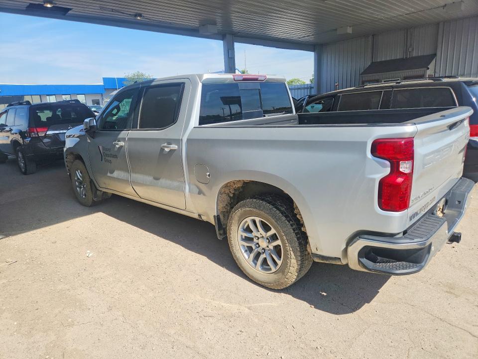 Photo 2 from auction – 2021 CHEVROLET SILVERADO with VIN 1GCUYDED7MZ195593