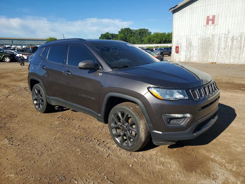 Photo 4 from auction – 2021 JEEP COMPASS with VIN 3C4NJDEB5MT532681