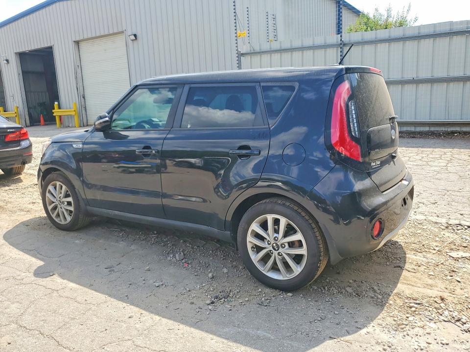 Photo 2 from auction – 2017 KIA SOUL with VIN KNDJP3A52H7499740