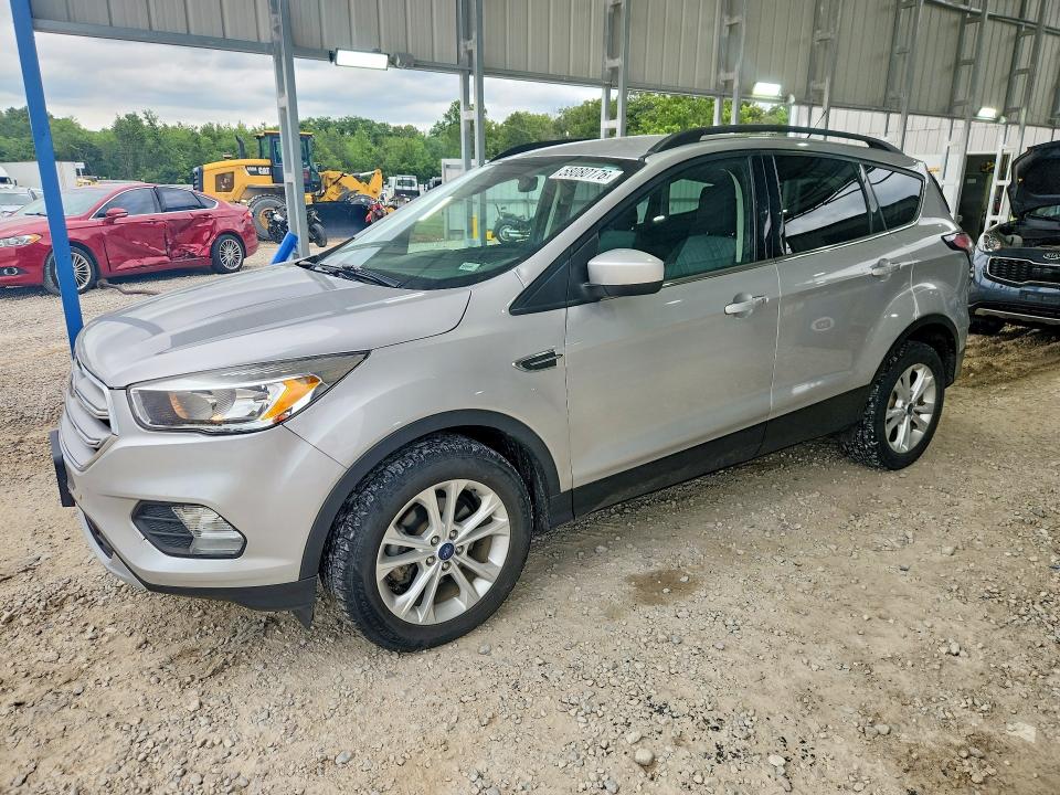 FORD ESCAPE 2018 with VIN 1FMCU0GD5JUB09831 - Photo from auction