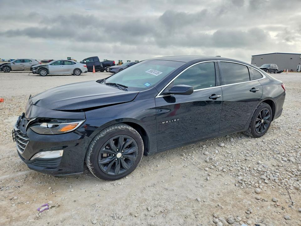 CHEVROLET MALIBU 2020 with VIN 1G1ZD5ST2LF039523 - Photo from auction