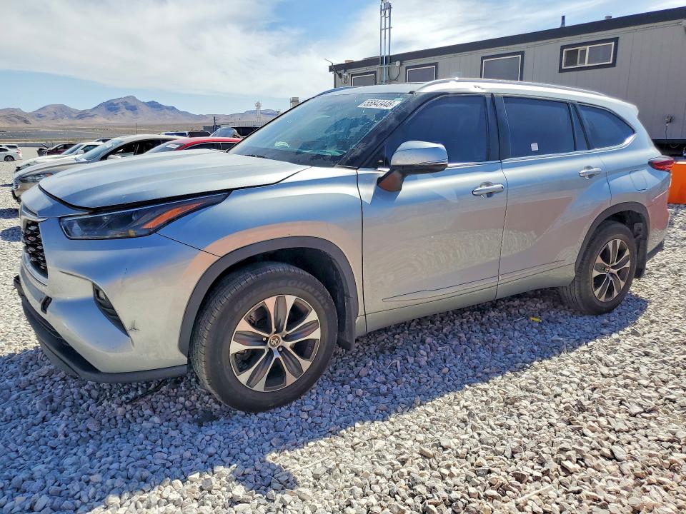 TOYOTA HIGHLANDER 2023 с VIN 5TDKDRAH4PS016411 - Фото с аукциона