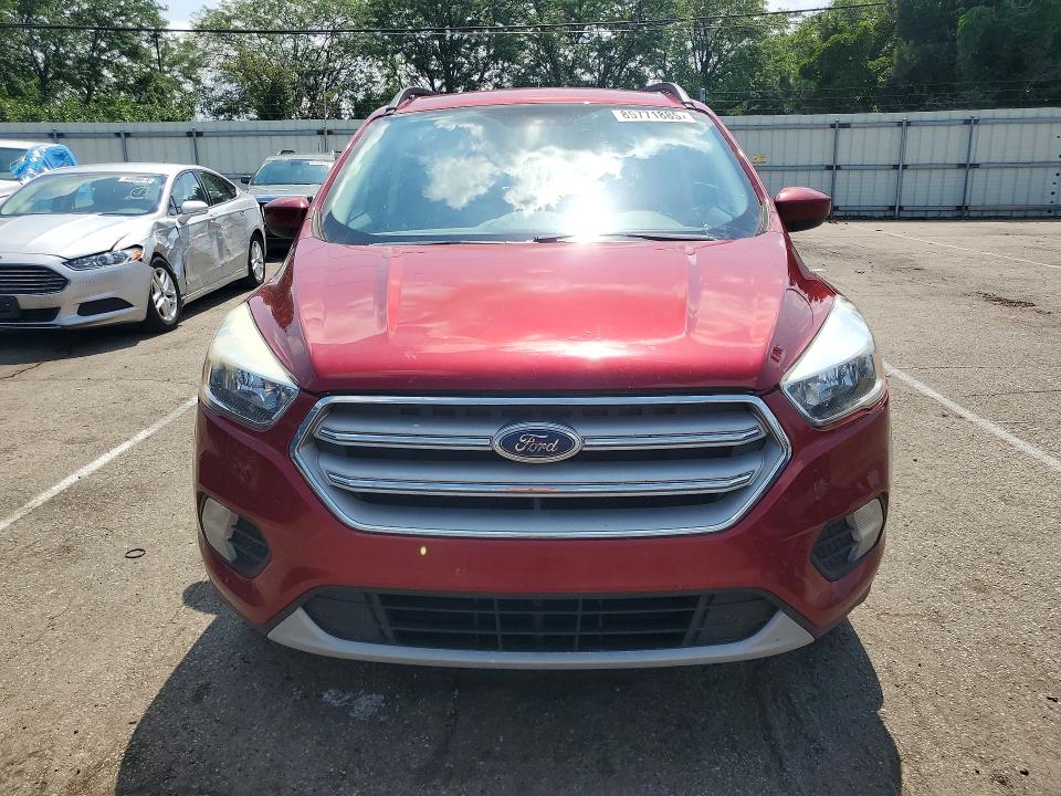 Photo 5 from auction – 2018 FORD ESCAPE with VIN 1FMCU9GD3JUC33598