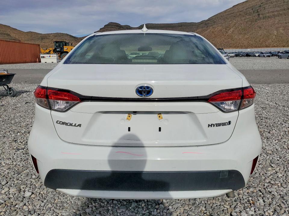 Photo 6 from auction – 2021 TOYOTA COROLLA with VIN JTDEAMDE7MJ035067