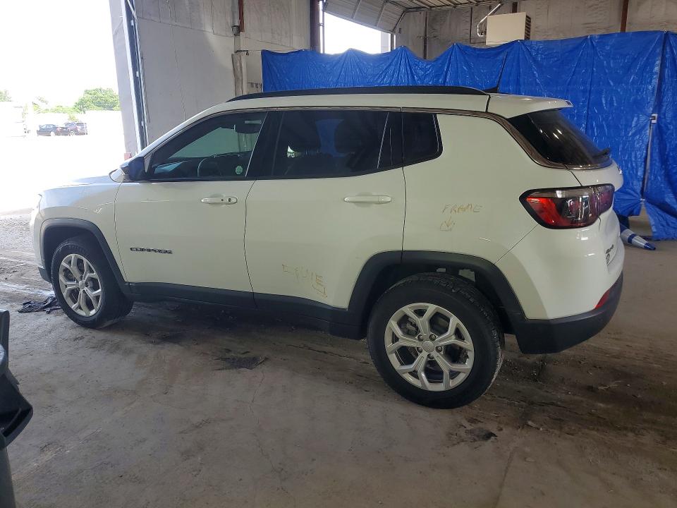 Photo 2 from auction – 2024 JEEP COMPASS with VIN 3C4NJDBN9RT104179