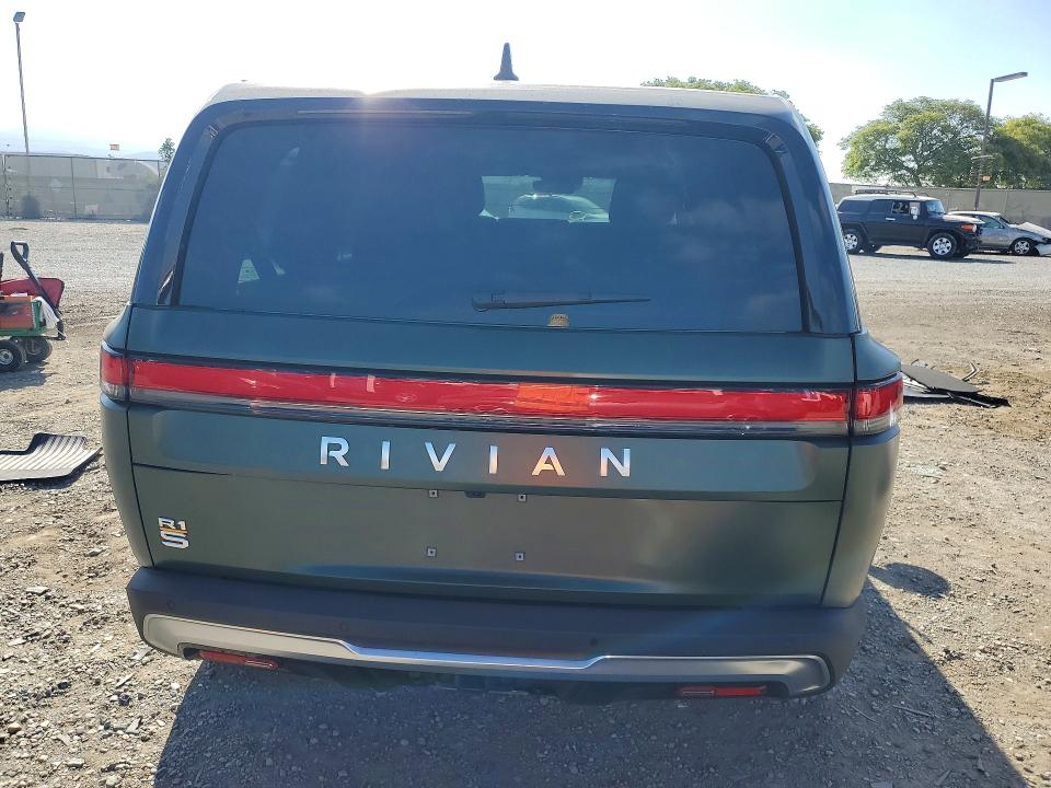 Photo 6 from auction – 2023 RIVIAN R1S with VIN 7PDSGABA8PN018767