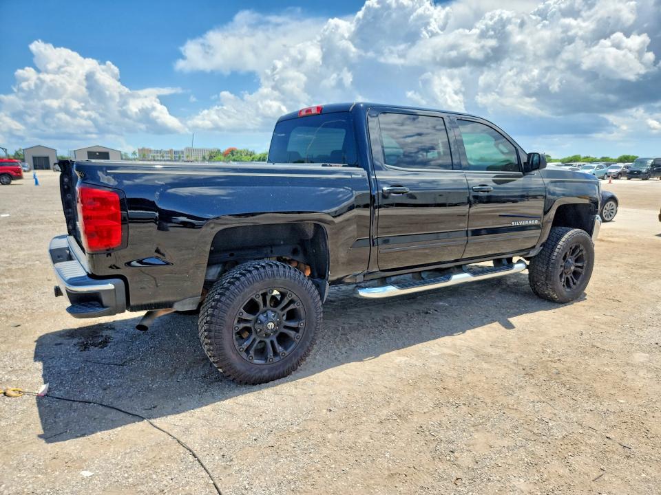 Photo 3 from auction – 2017 CHEVROLET SILVERADO with VIN 3GCPCREC0HG199569