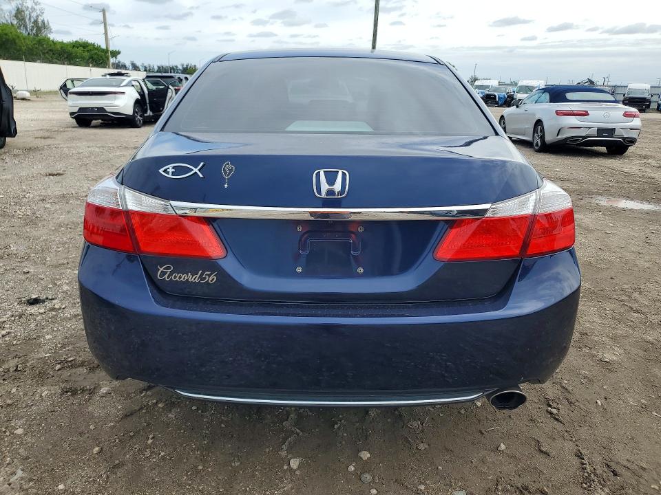 Photo 6 from auction – 2015 HONDA ACCORD with VIN 1HGCR2F37FA199763