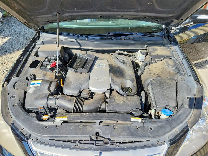 Photo 11 from auction – 2011 HYUNDAI GENESIS with VIN KMHGC4DFXBU136882