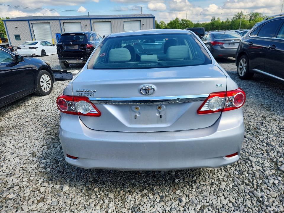 Photo 6 from auction – 2013 TOYOTA COROLLA with VIN 2T1BU4EE8DC007427