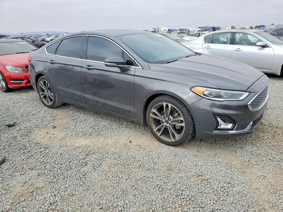 Photo 4 from auction – 2019 FORD FUSION with VIN 3FA6P0D98KR184806
