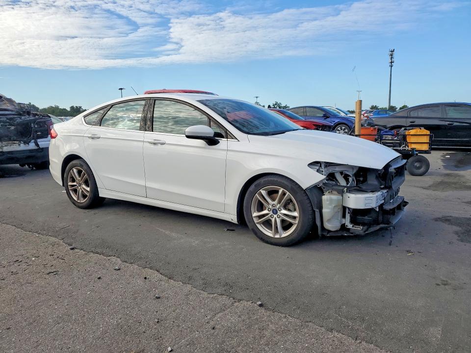 Photo 4 from auction – 2018 FORD FUSION with VIN 3FA6P0H72JR277988