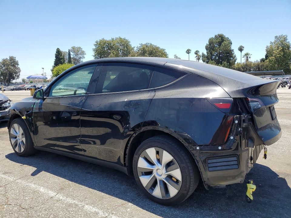 صورة رقم 2 من المزاد - 2023 TESLA MODEL Y مع VIN 7SAYGDEE5PA066873