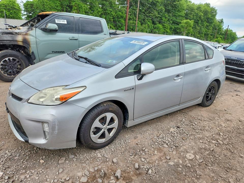 TOYOTA PRIUS 2015 with VIN JTDKN3DU0F1972404 - Photo from auction