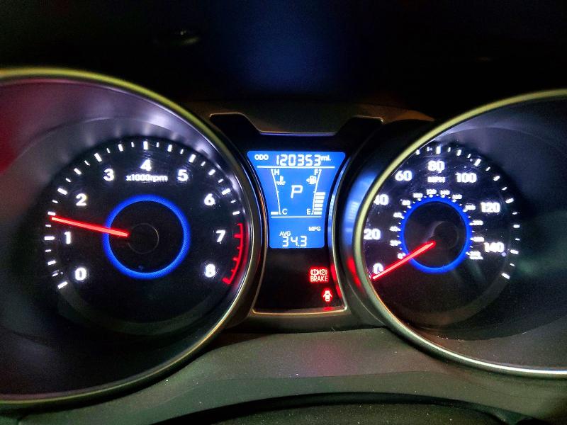 Photo 9 from auction – 2016 HYUNDAI VELOSTER with VIN KMHTC6AD5GU290193