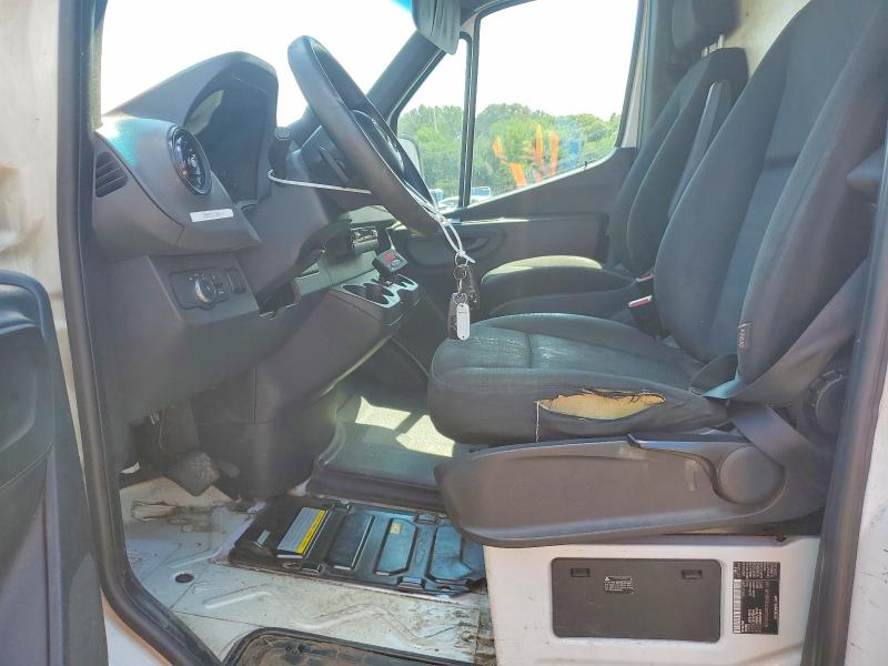 Photo 7 from auction – 2019 MERCEDES-BENZ SPRINTER with VIN WD3PF0CD5KP024178