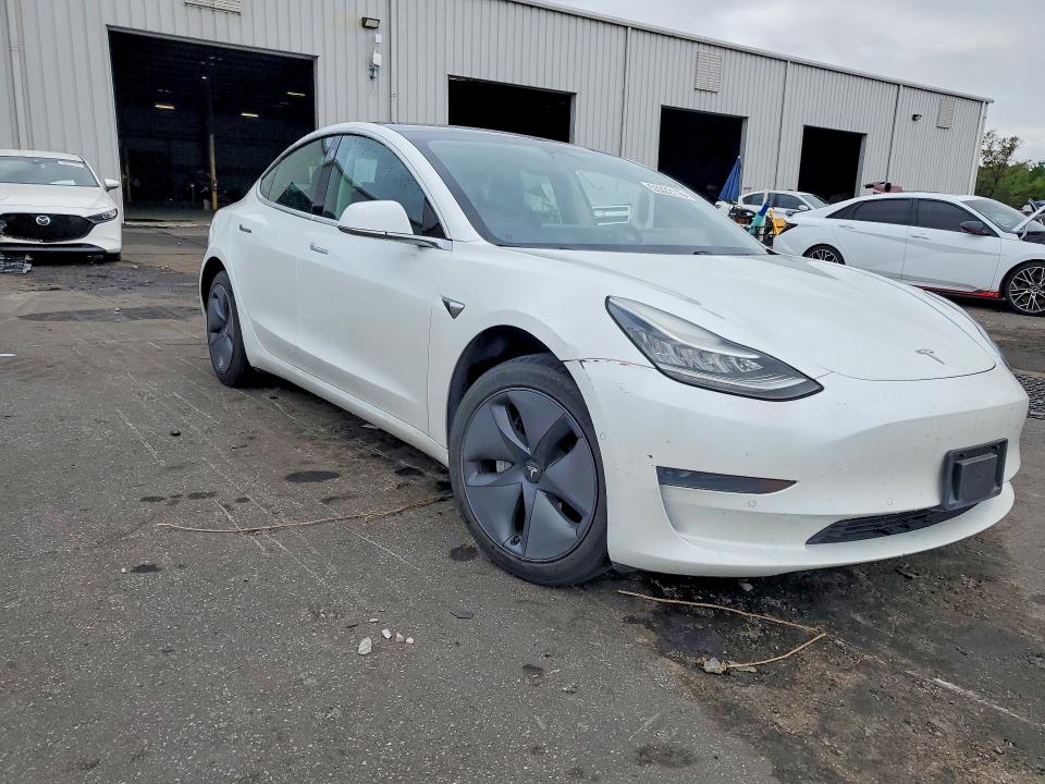 Photo 4 from auction – 2020 TESLA MODEL 3 with VIN 5YJ3E1EA1LF612817
