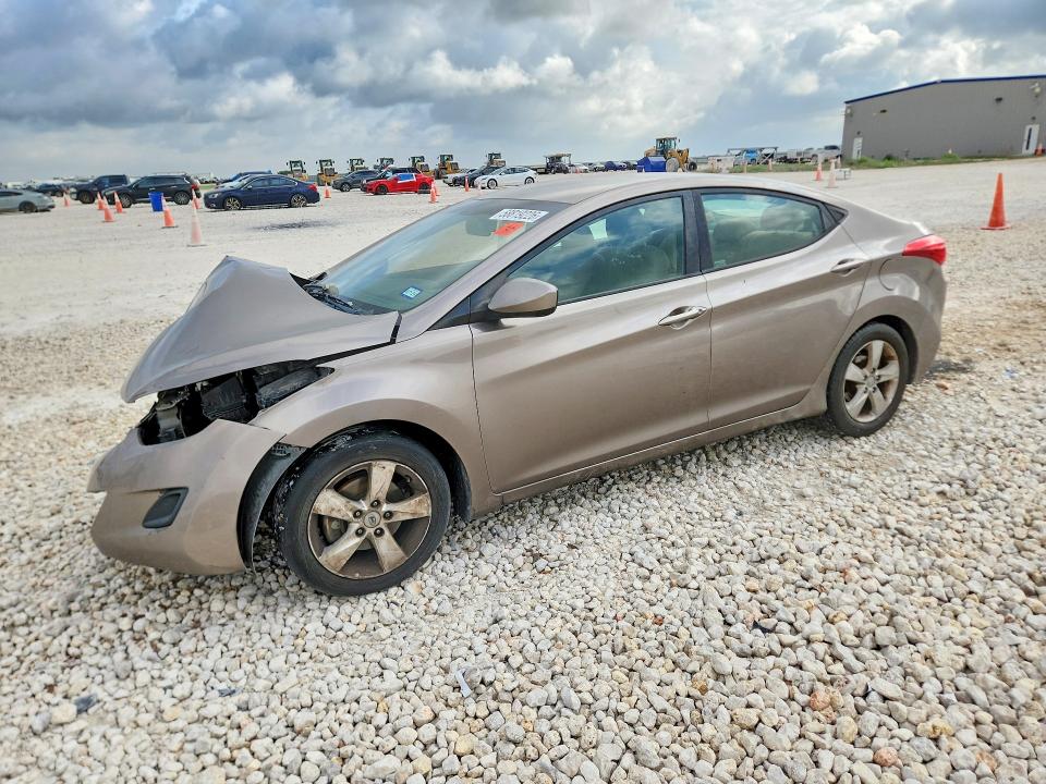 2013 HYUNDAI ELANTRA - Търг №58819226