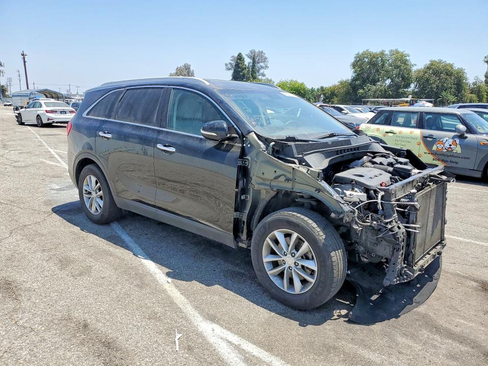 Снимка 4 от търг – 2018 KIA SORENTO с VIN 5XYPG4A31JG339114
