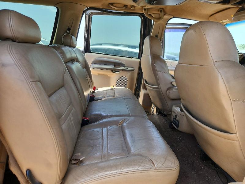 Photo 11 from auction – 2004 FORD EXCURSION with VIN 1FMNU41L44EB33827
