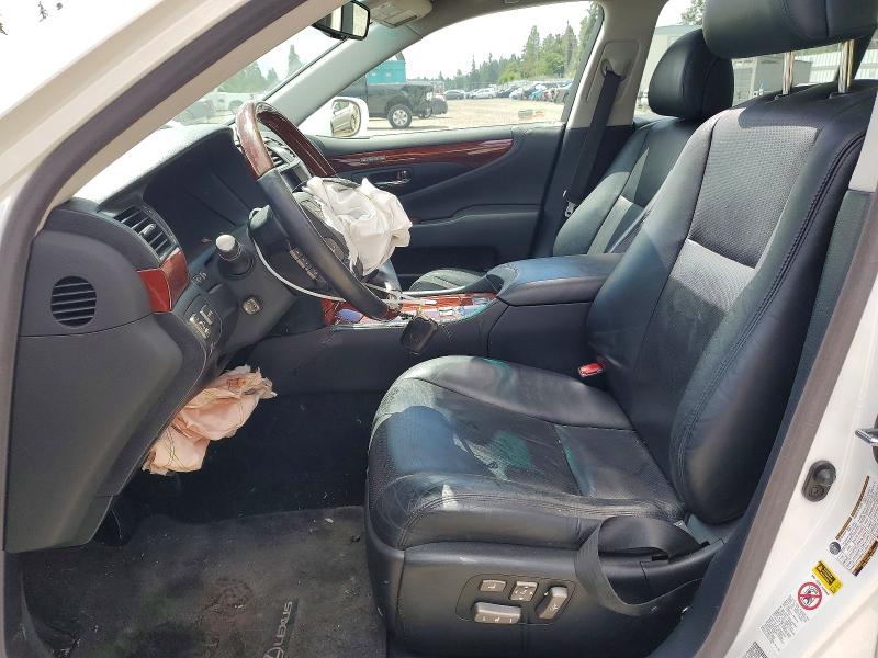 Photo 7 from auction – 2010 LEXUS LS with VIN JTHCL5EF3A5005596