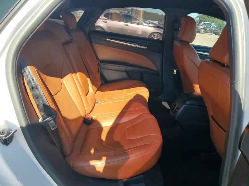 Photo 10 from auction – 2020 FORD FUSION with VIN 3FA6P0SU4LR181782