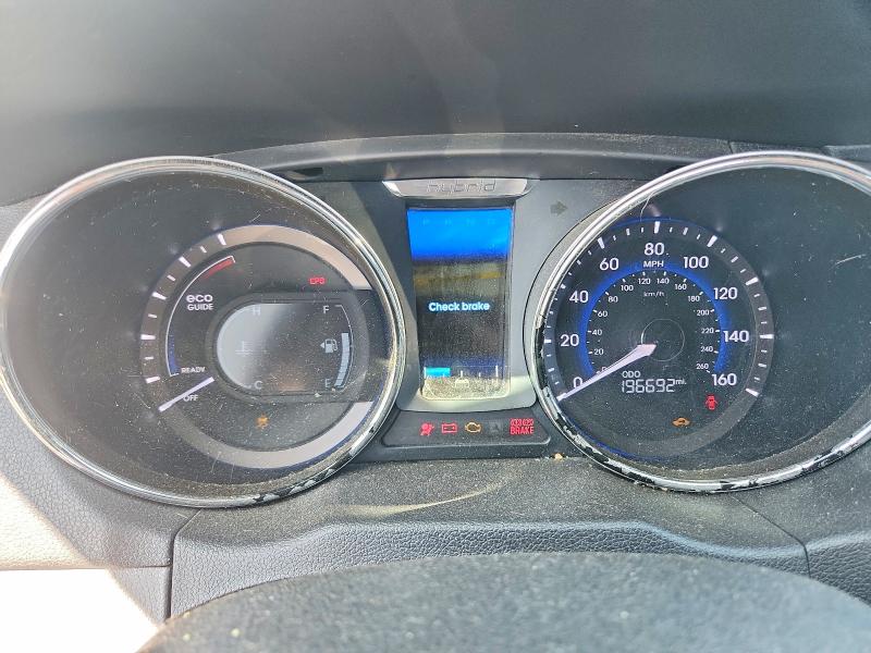 Photo 9 from auction – 2013 HYUNDAI SONATA with VIN KMHEC4A43DA097471