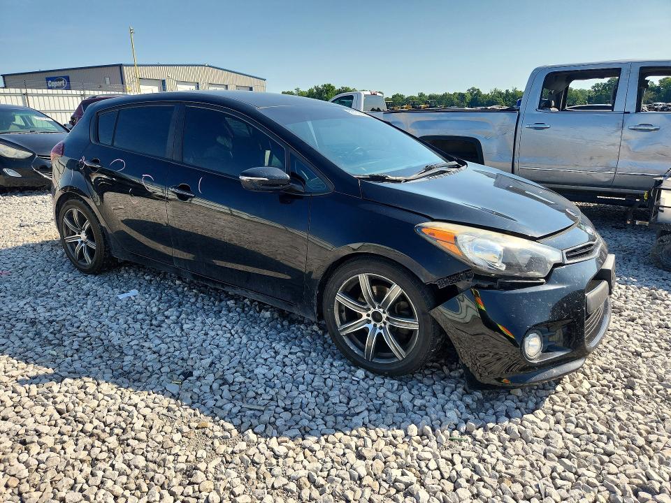 Photo 4 from auction – 2016 KIA FORTE with VIN KNAFZ5A39G5636495