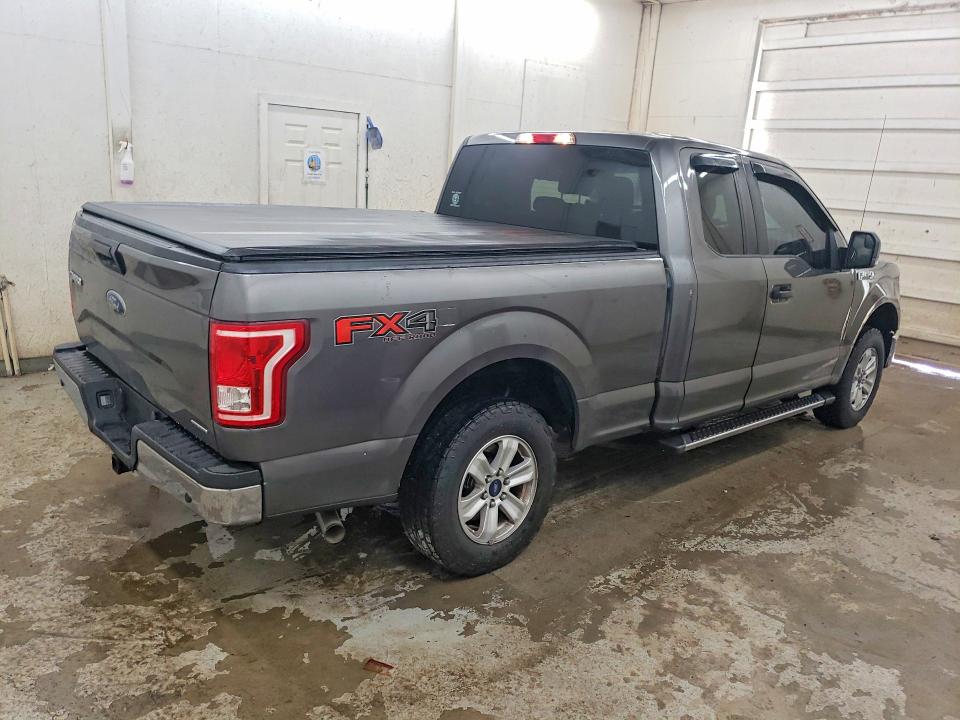 Photo 3 from auction – 2015 FORD F150 with VIN 1FTFX1EF4FKF21406
