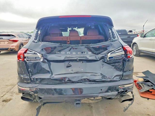 Photo 6 from auction – 2017 PORSCHE CAYENNE with VIN WP1AA2A21HKA85748