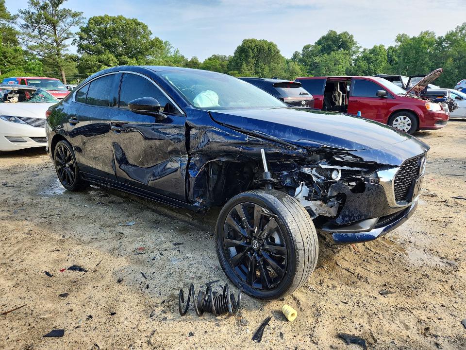 Photo 4 from auction – 2024 MAZDA 3 with VIN 3MZBPABM5RM435954