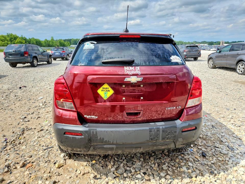 Photo 6 from auction – 2016 CHEVROLET TRAX with VIN 3GNCJKSB3GL237798