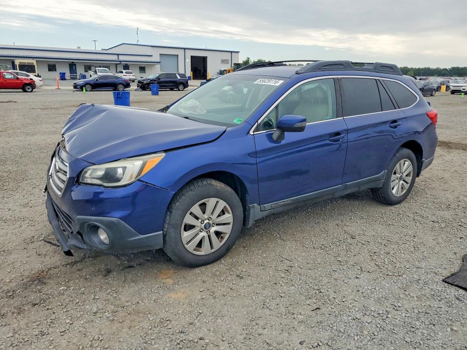 SUBARU OUTBACK 2015 with VIN 4S4BSBFC0F3296897 - Photo from auction