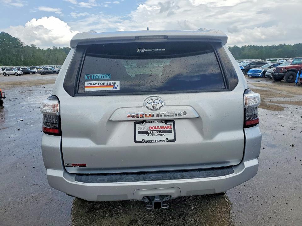 Photo 6 from auction – 2017 TOYOTA 4RUNNER with VIN JTEZU5JR9H5150334