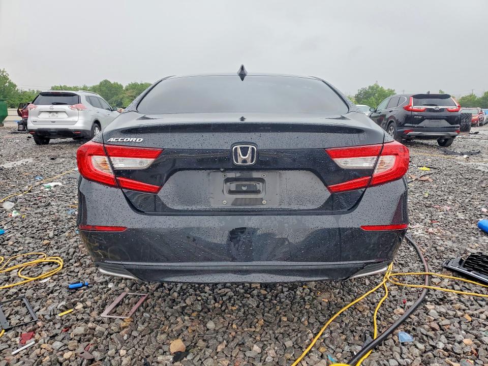 Photo 6 from auction – 2018 HONDA ACCORD with VIN 1HGCV1F57JA184017