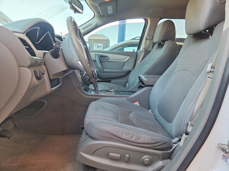 Photo 7 from auction – 2016 CHEVROLET TRAVERSE with VIN 1GNKRGKD0GJ326853