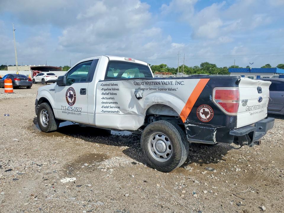 صورة رقم 2 من المزاد - 2013 FORD F150 مع VIN 1FTMF1CM5DKD35897