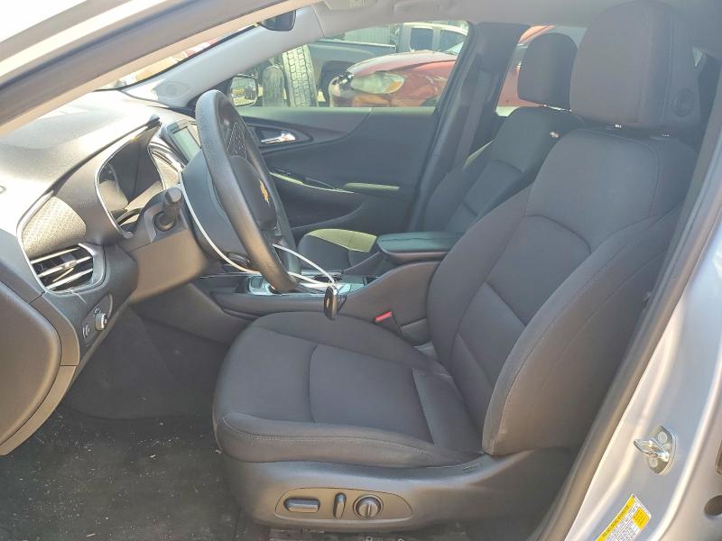 Photo 7 from auction – 2018 CHEVROLET MALIBU with VIN 1G1ZD5ST4JF177173