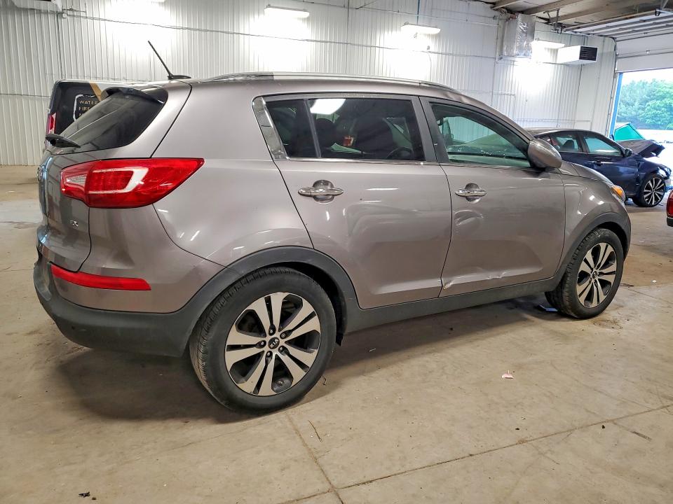 Photo 3 from auction – 2011 KIA SPORTAGE with VIN KNDPC3A23B7155496