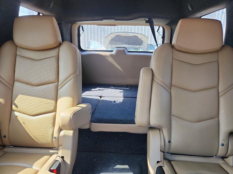 Photo 10 from auction – 2019 CADILLAC ESCALADE with VIN 1GYS4DKJ1KR102670