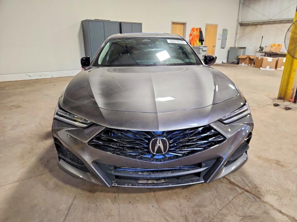 Photo 5 from auction – 2025 ACURA TLX with VIN 19UUB5F43SA000205
