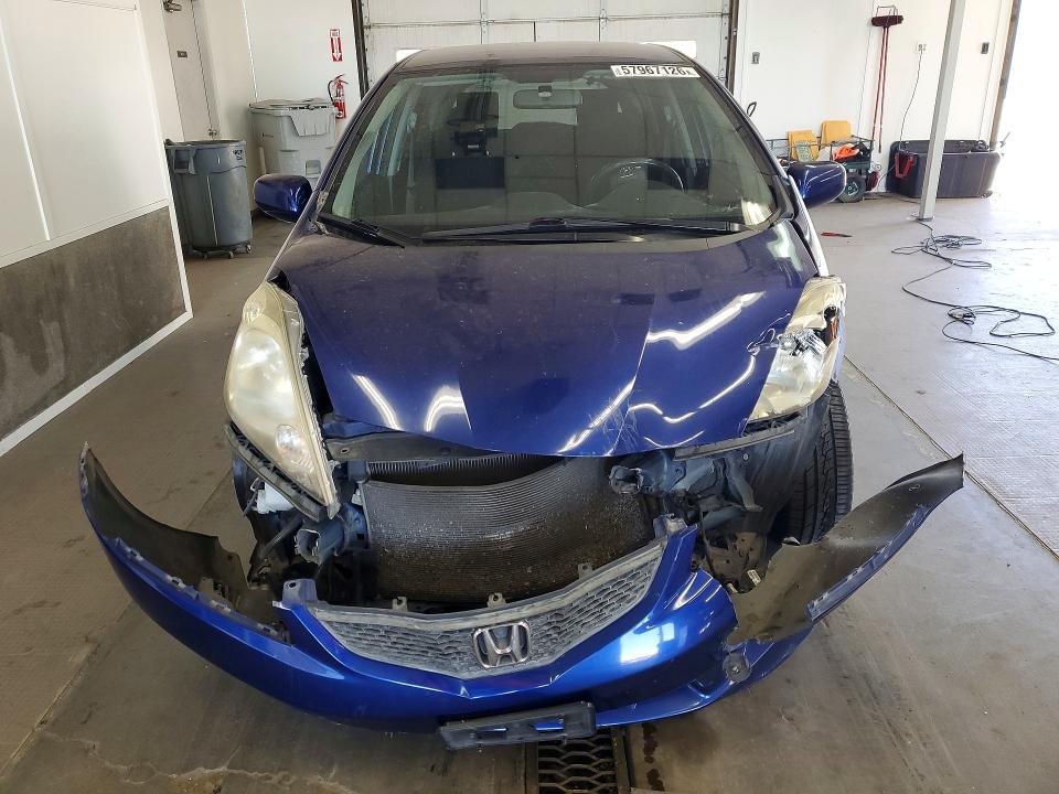 Photo 5 from auction – 2011 HONDA FIT with VIN JHMGE8H55BC015303