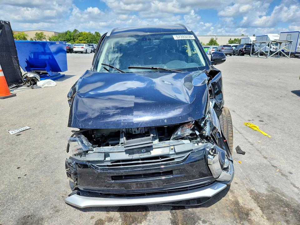 Photo 5 from auction – 2017 MITSUBISHI OUTLANDER with VIN JA4AD3A3XHZ048965